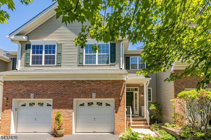 Montgomery Hills - Residential