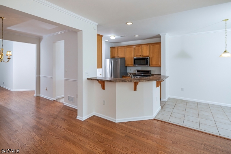 Montgomery Hills - Residential