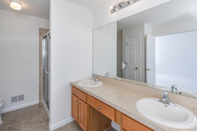 Montgomery Hills - Residential