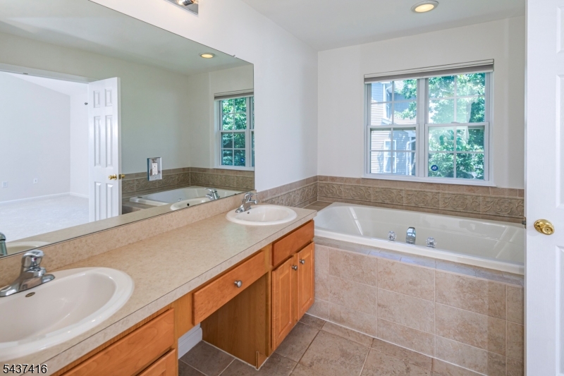 Montgomery Hills - Residential