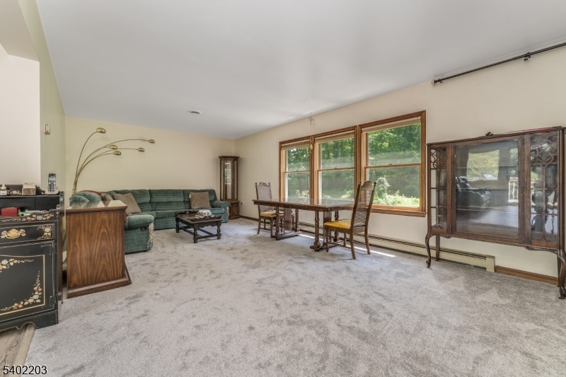 SPRUCE RUN - Residential Income