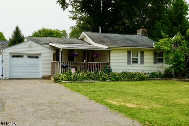Lake Hiawatha - Residential