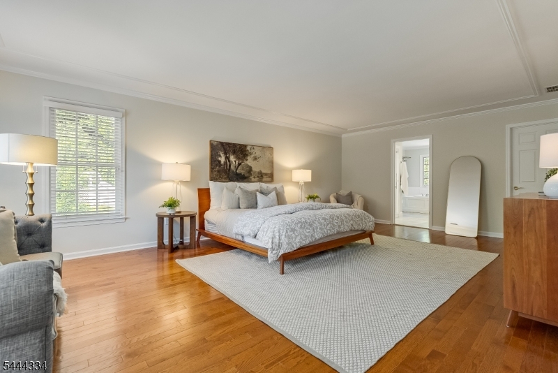 BROOKRACE - Residential