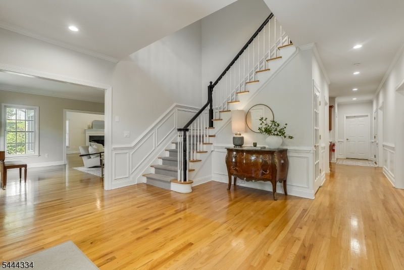 BROOKRACE - Residential