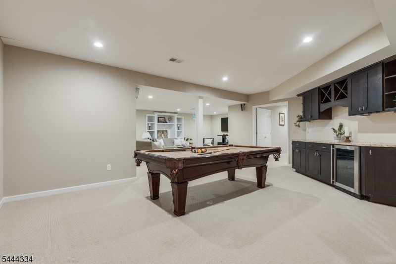 BROOKRACE - Residential