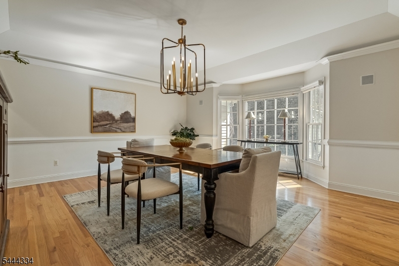 BROOKRACE - Residential