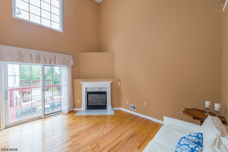 Crown View - Residential