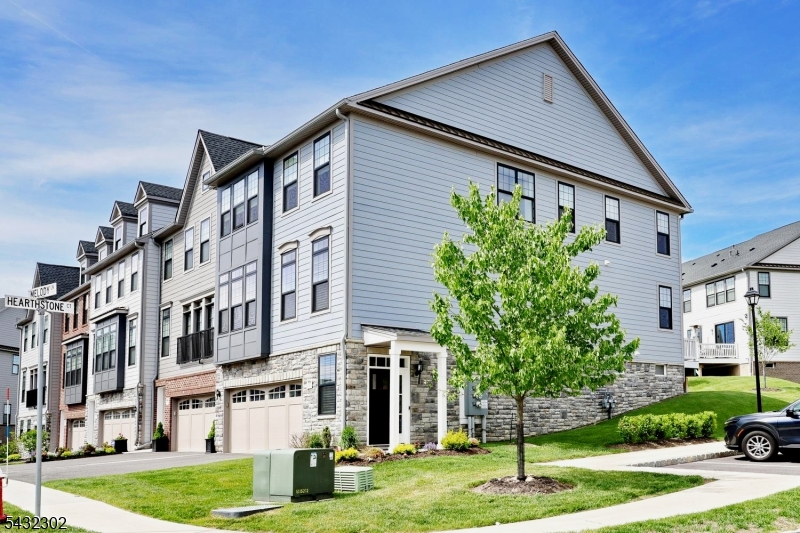 The Grove at USR - Residential