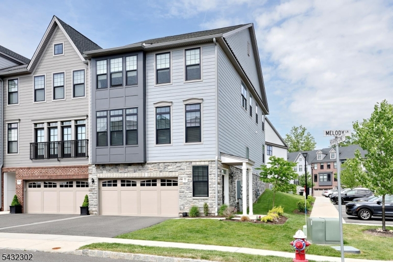 The Grove at USR - Residential