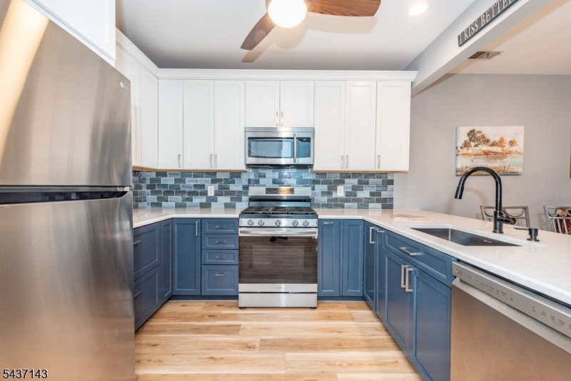 Fox Hills - Residential