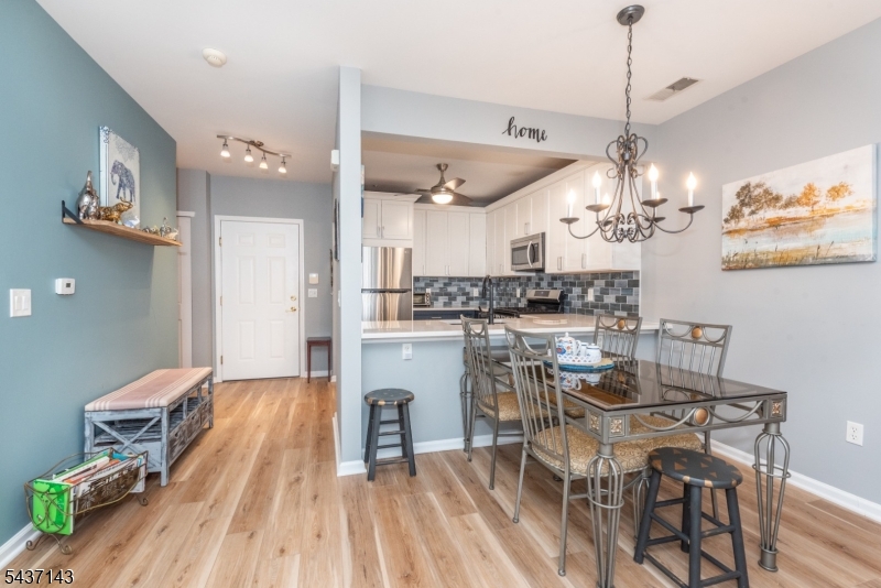 Fox Hills - Residential