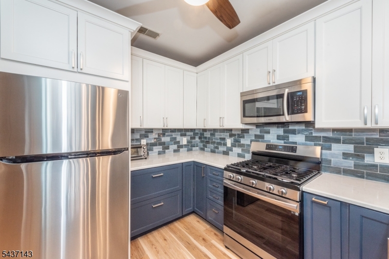 Fox Hills - Residential
