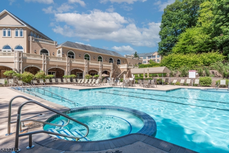 Fox Hills - Residential