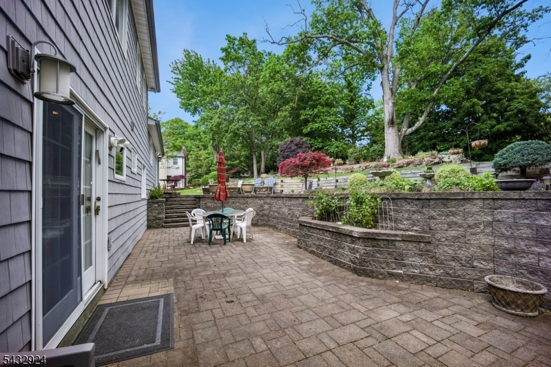 Riker Hill - Residential