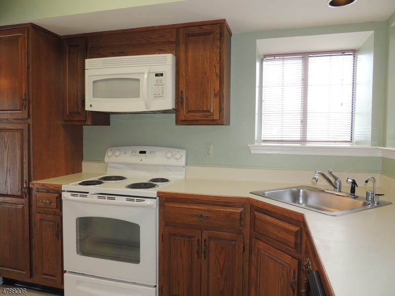 Mayfield - The Hills - Residential Lease
