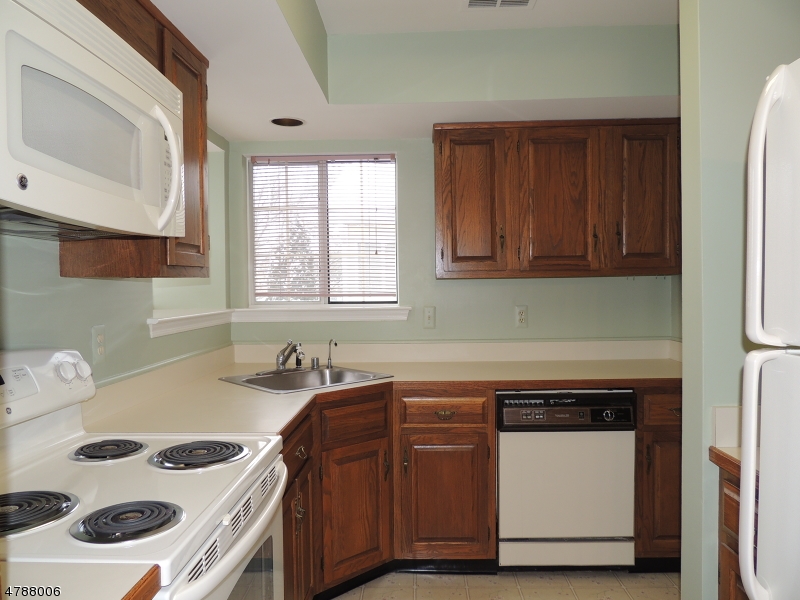 Mayfield - The Hills - Residential Lease