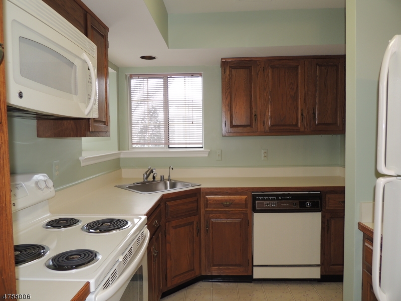 Mayfield - The Hills - Residential Lease