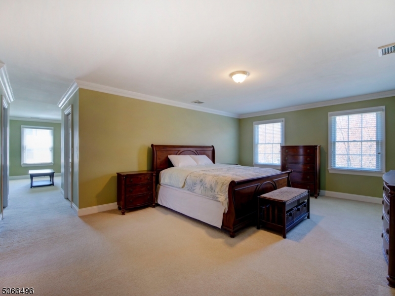 HUNTERS RIDGE - Residential
