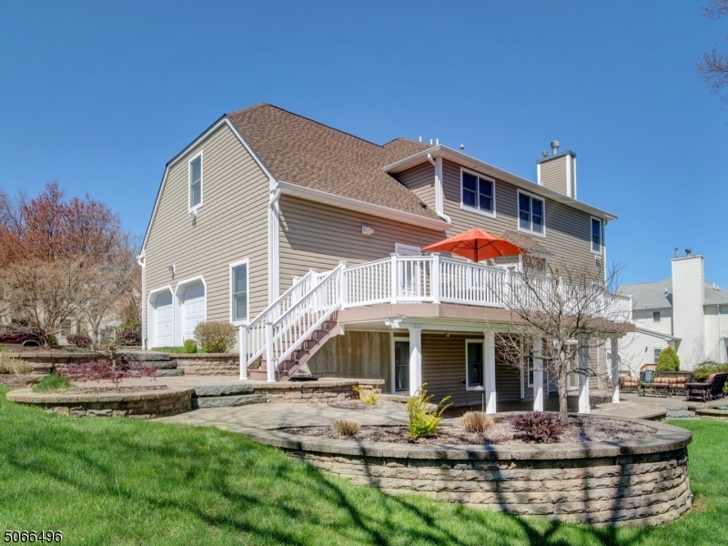 HUNTERS RIDGE - Residential