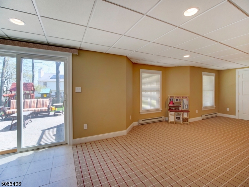 HUNTERS RIDGE - Residential