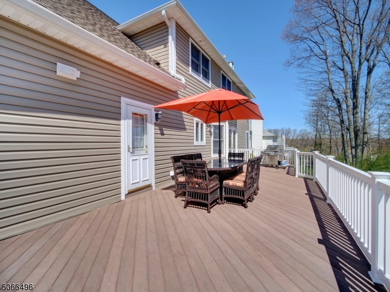 HUNTERS RIDGE - Residential