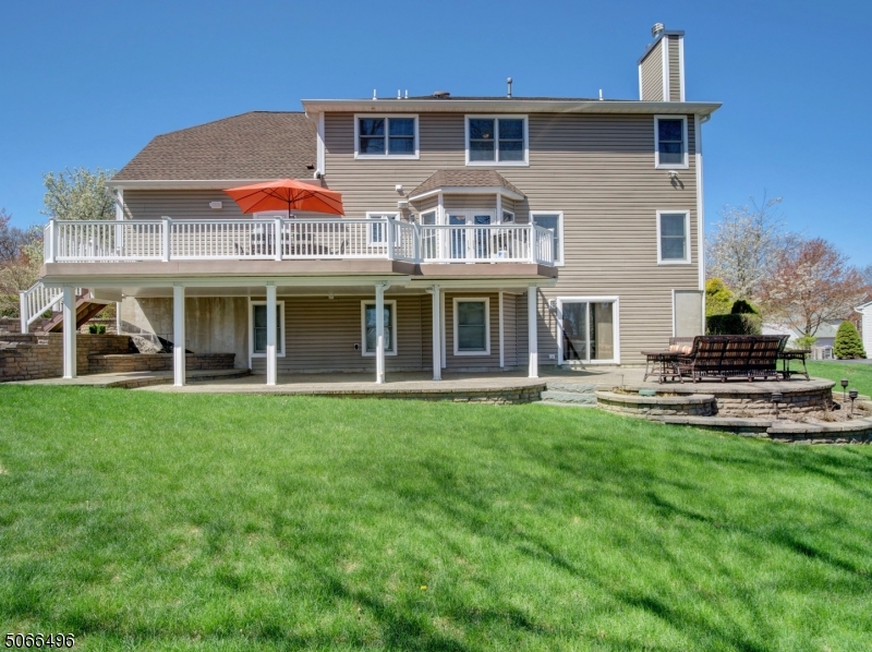 HUNTERS RIDGE - Residential