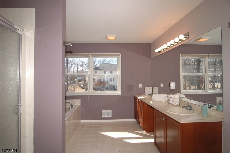 HUNTERS RIDGE - Residential
