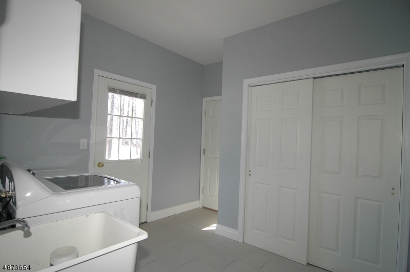 HUNTERS RIDGE - Residential