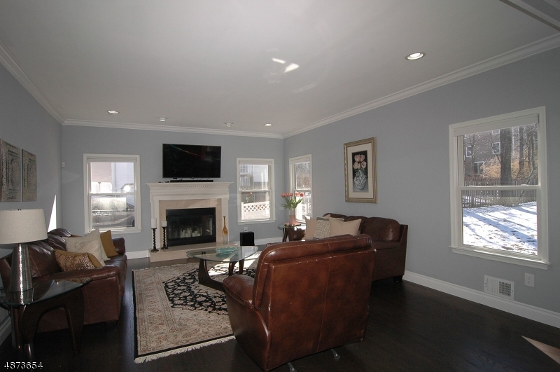 HUNTERS RIDGE - Residential