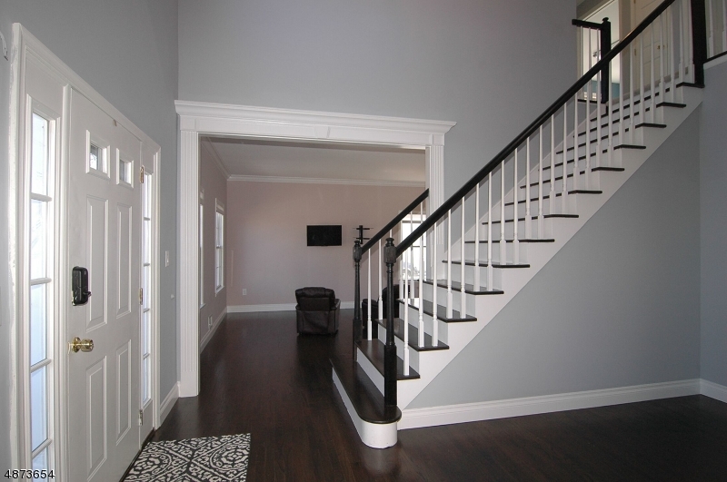 HUNTERS RIDGE - Residential
