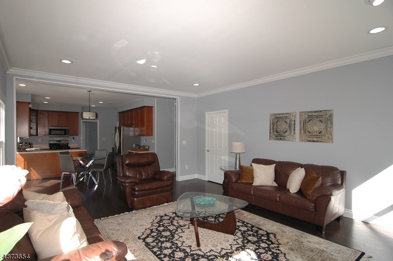 HUNTERS RIDGE - Residential