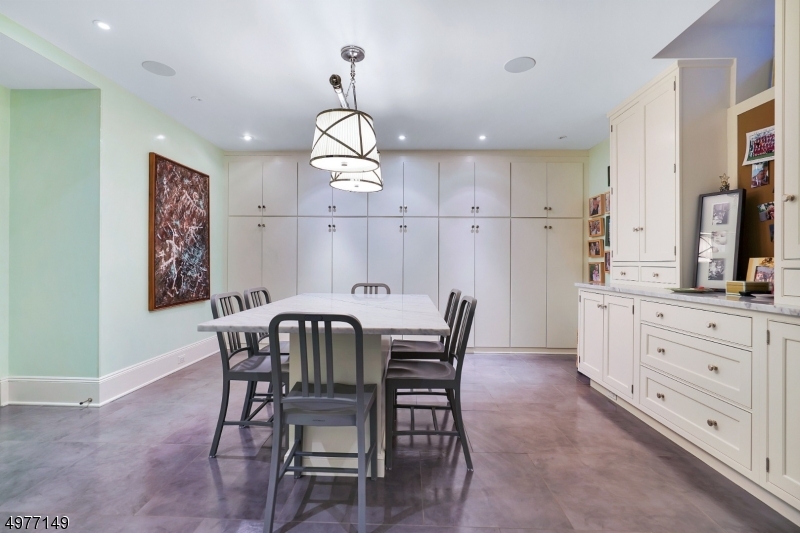 New Vernon - Residential