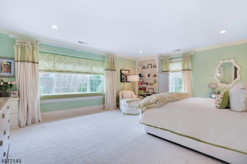 New Vernon - Residential