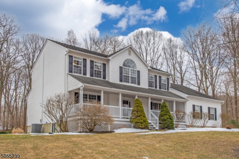 BEAUTIFUL open concept colonial. Oversized living room that flows into kitchen with stainless steel appliances, granite countertops & tile backsplash. Attached 2 car garage w/ full finished basement. Large master suite boasts walk in closet, full bathroom with jetted tub & shower stall. LOTS of storage space with over an acre of property. ***Square Footage from Public Records***