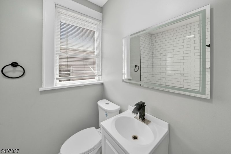 BOTANY VILLAGE - Residential Lease