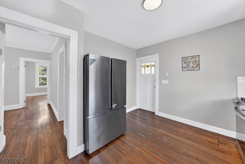 BOTANY VILLAGE - Residential Lease