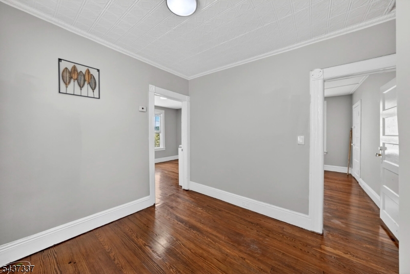 BOTANY VILLAGE - Residential Lease