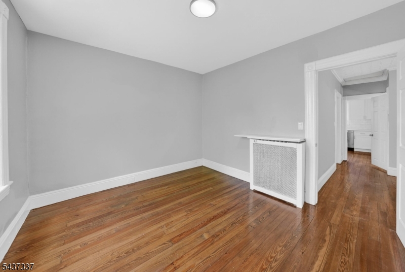 BOTANY VILLAGE - Residential Lease