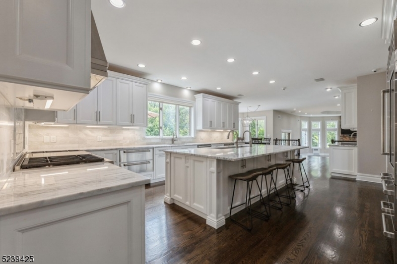 Fox Hollow - Residential