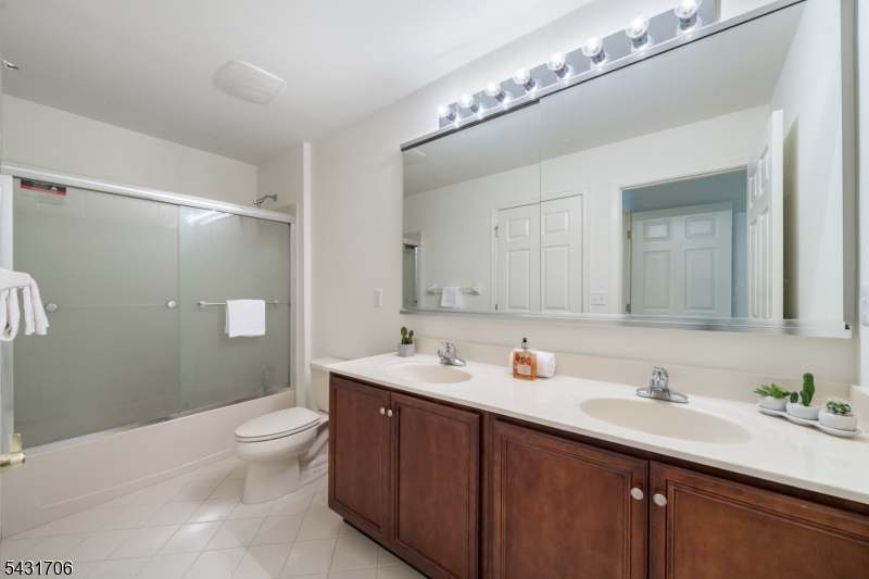 Regency At Denville - Residential