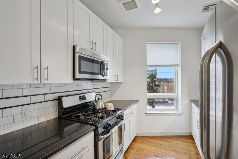 52 Linc at Orange Station - Residential