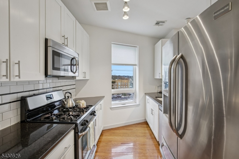 52 Linc at Orange Station - Residential