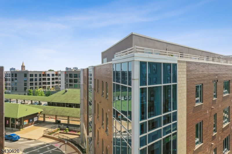 52 Linc at Orange Station - Residential