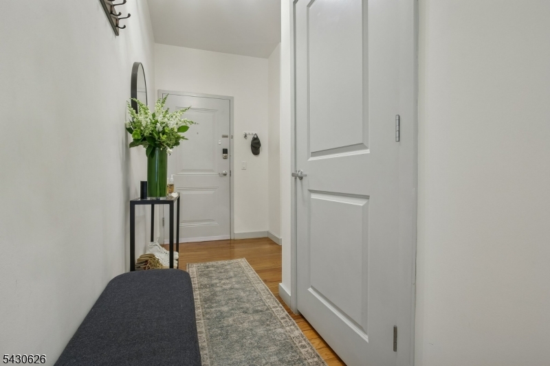 52 Linc at Orange Station - Residential