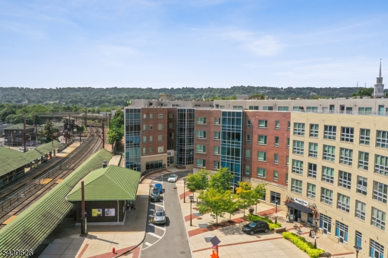 52 Linc at Orange Station - Residential