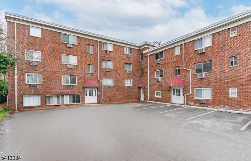 Union Court Condo - Residential
