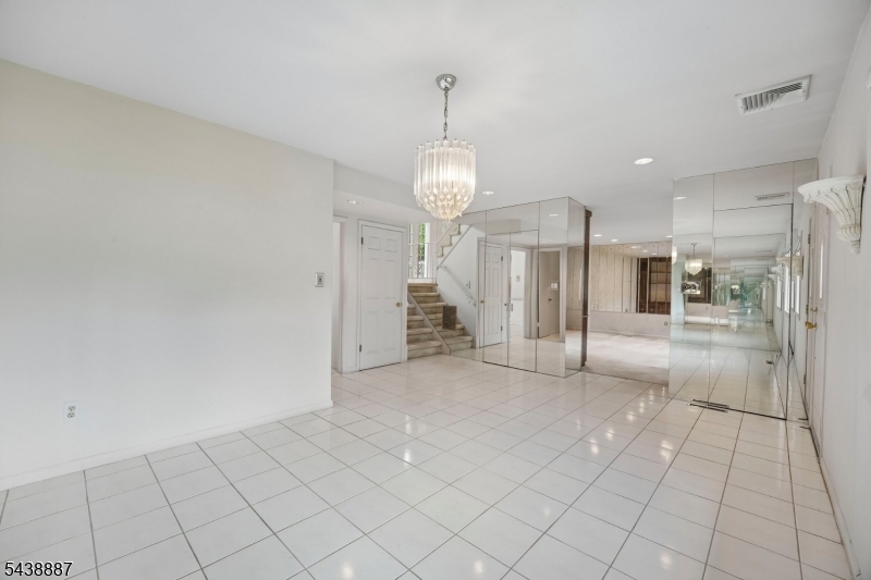 Collins - Residential