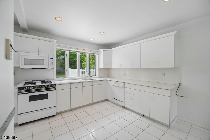 Collins - Residential