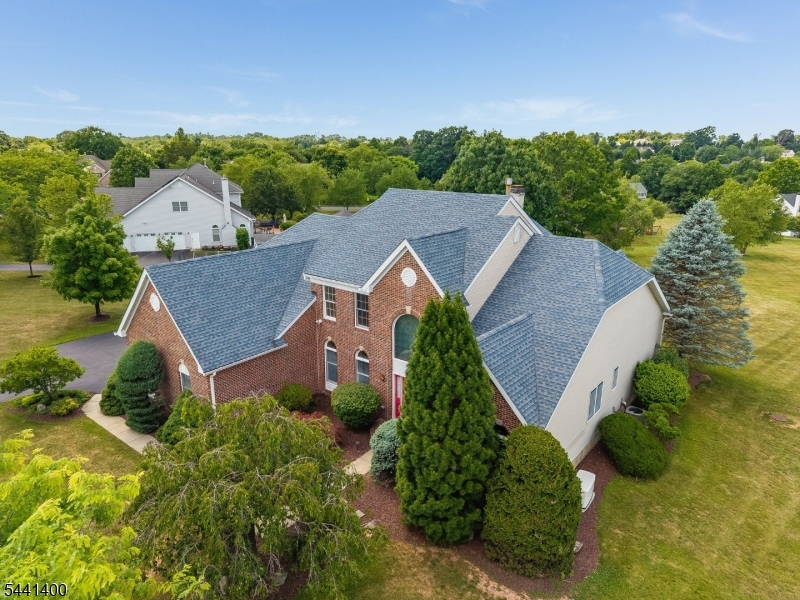 HUNTERDON CHASE - Residential