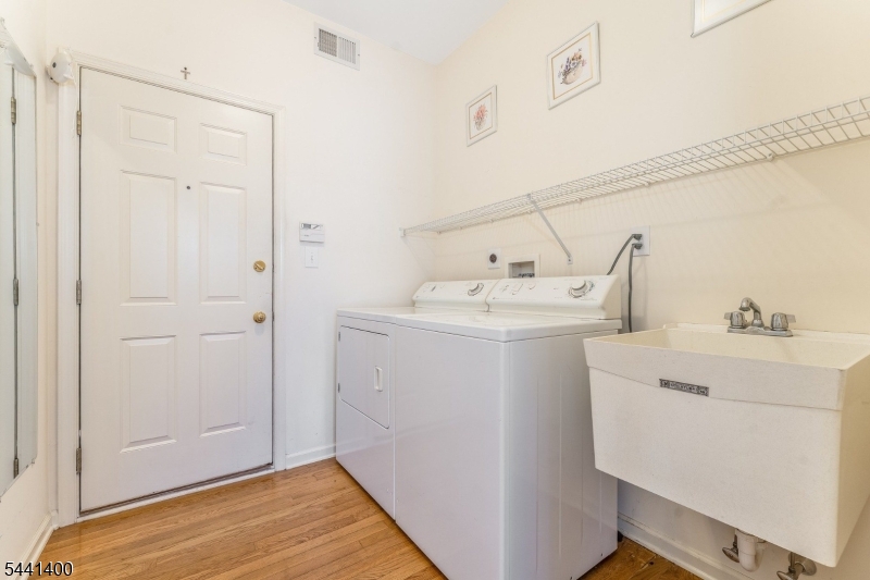 HUNTERDON CHASE - Residential